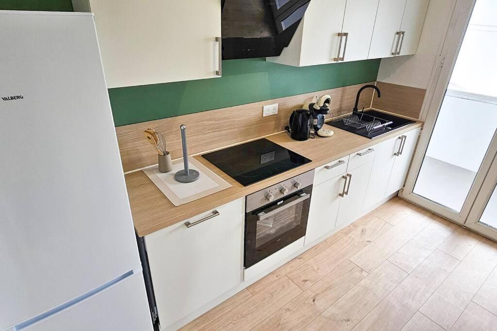 Apartament C'Est Chez Maurice! 4 Ch Wifi Balcon Parking Free Saint-Etienne  Zewnętrze zdjęcie