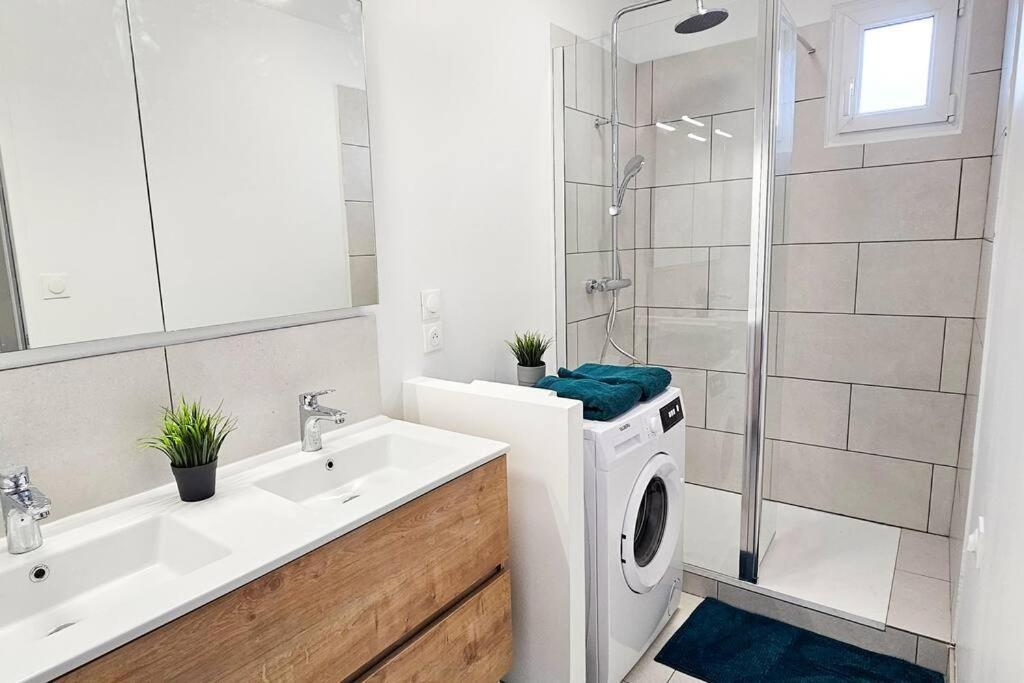 Apartament C'Est Chez Maurice! 4 Ch Wifi Balcon Parking Free Saint-Etienne  Zewnętrze zdjęcie