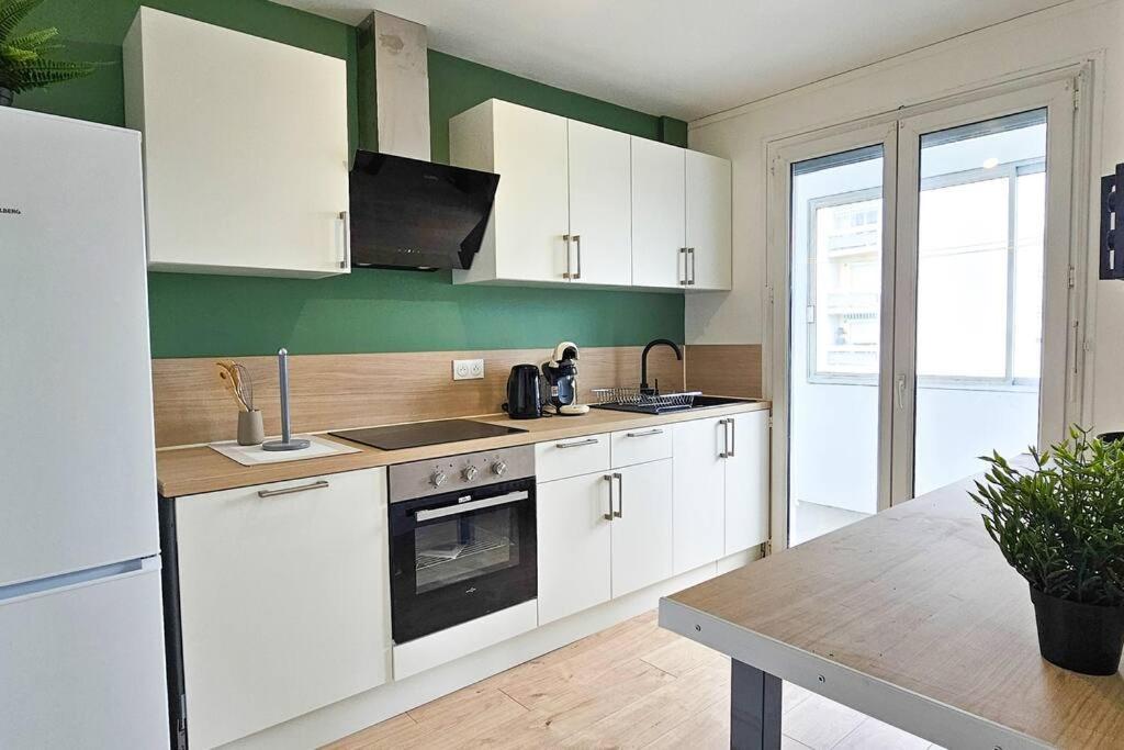 Apartament C'Est Chez Maurice! 4 Ch Wifi Balcon Parking Free Saint-Etienne  Zewnętrze zdjęcie