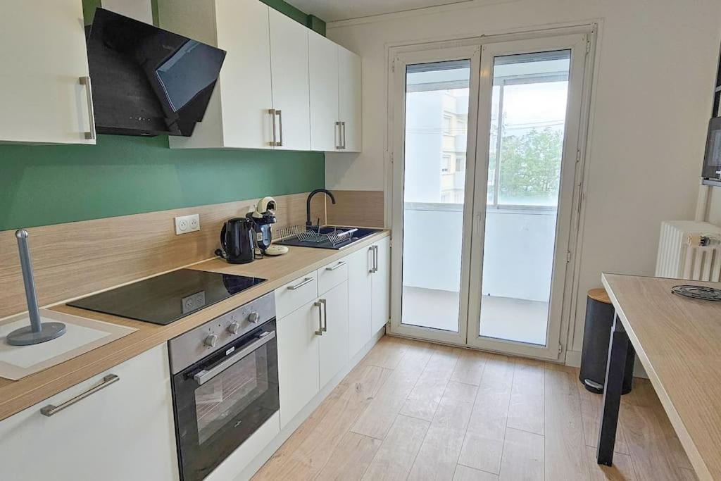 Apartament C'Est Chez Maurice! 4 Ch Wifi Balcon Parking Free Saint-Etienne  Zewnętrze zdjęcie
