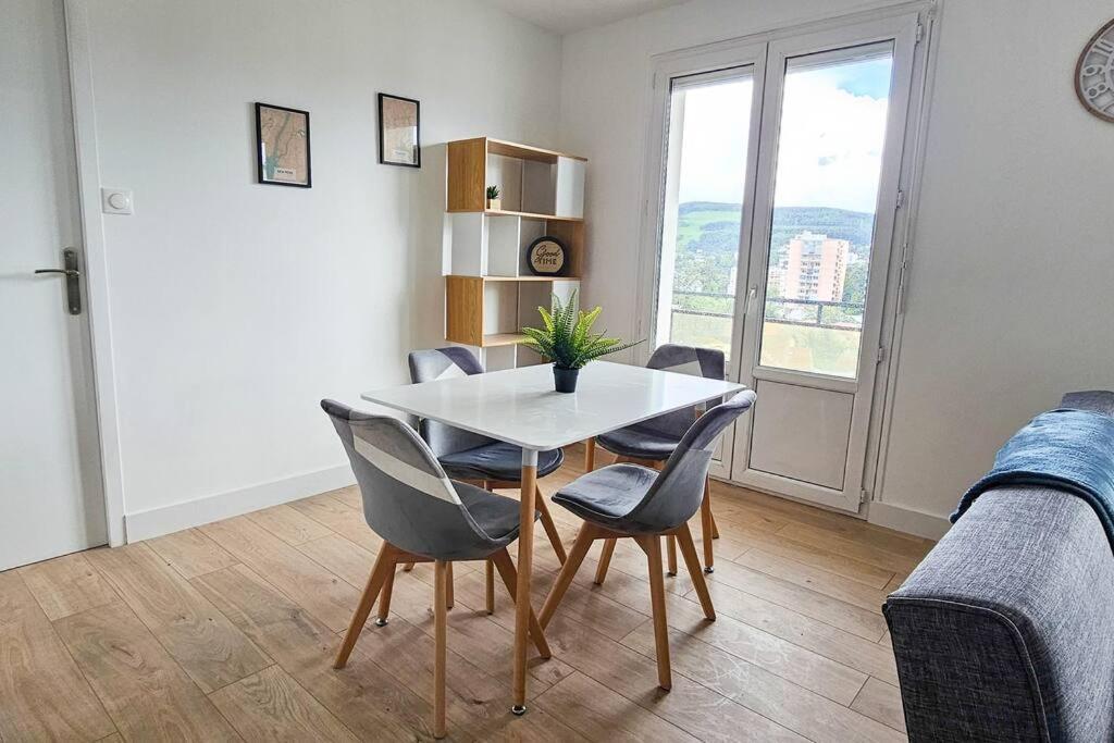 Apartament C'Est Chez Maurice! 4 Ch Wifi Balcon Parking Free Saint-Etienne  Zewnętrze zdjęcie